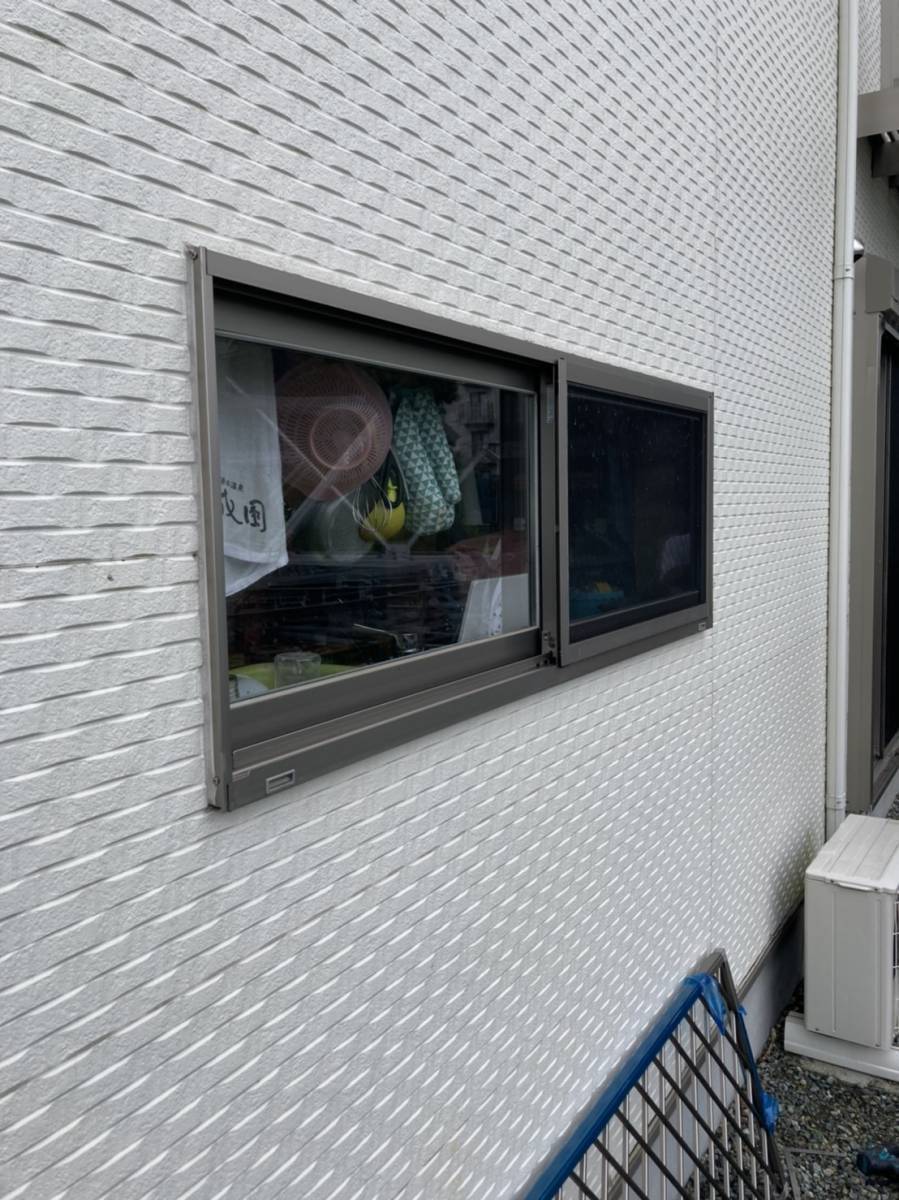ミネオトーヨー住器の熱海市K様邸 面格子取付の施工前の写真1