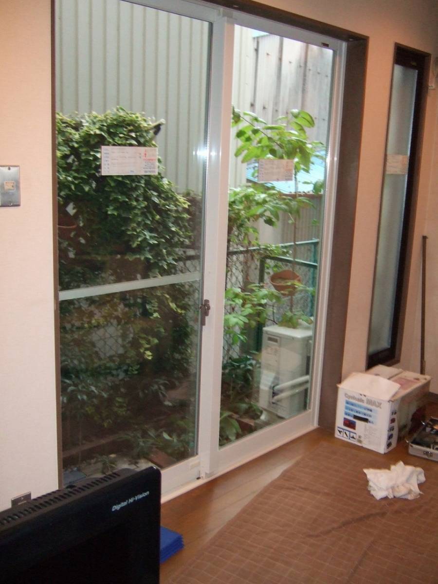 すまい:Reの0108 内窓設置工事 和歌山県橋本市向副の施工前の写真1