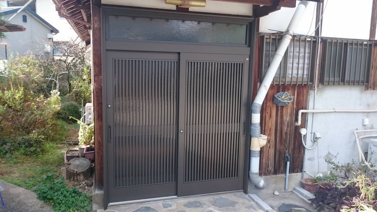 すまい:Reの0004 古い玄関引戸を新しくの施工後の写真1