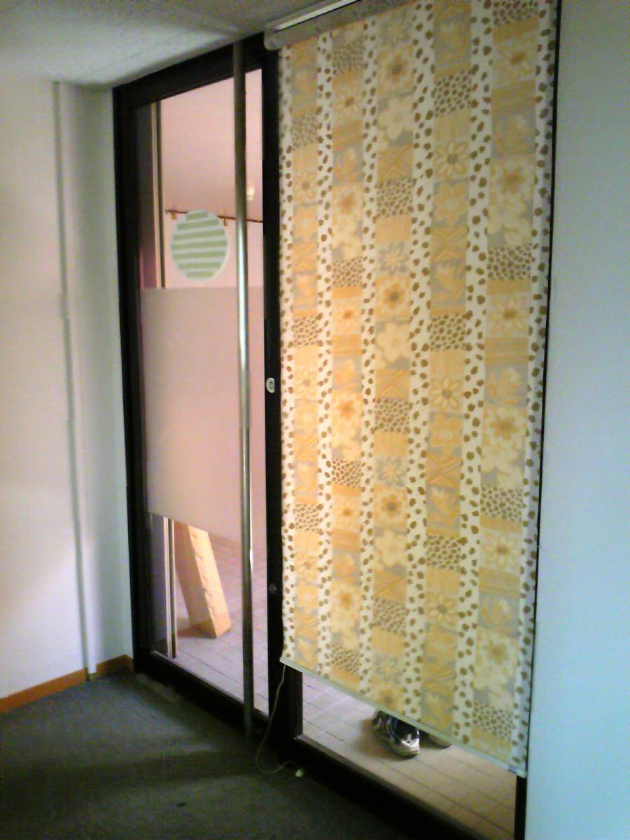 すまい:Reの0010 入り口改装の施工前の写真1
