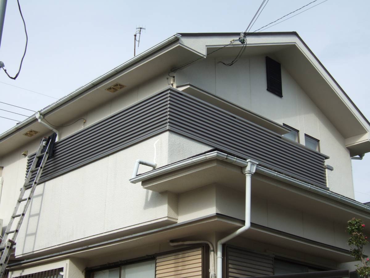 すまい:Reの0021 ベランダ手すりの施工後の写真1