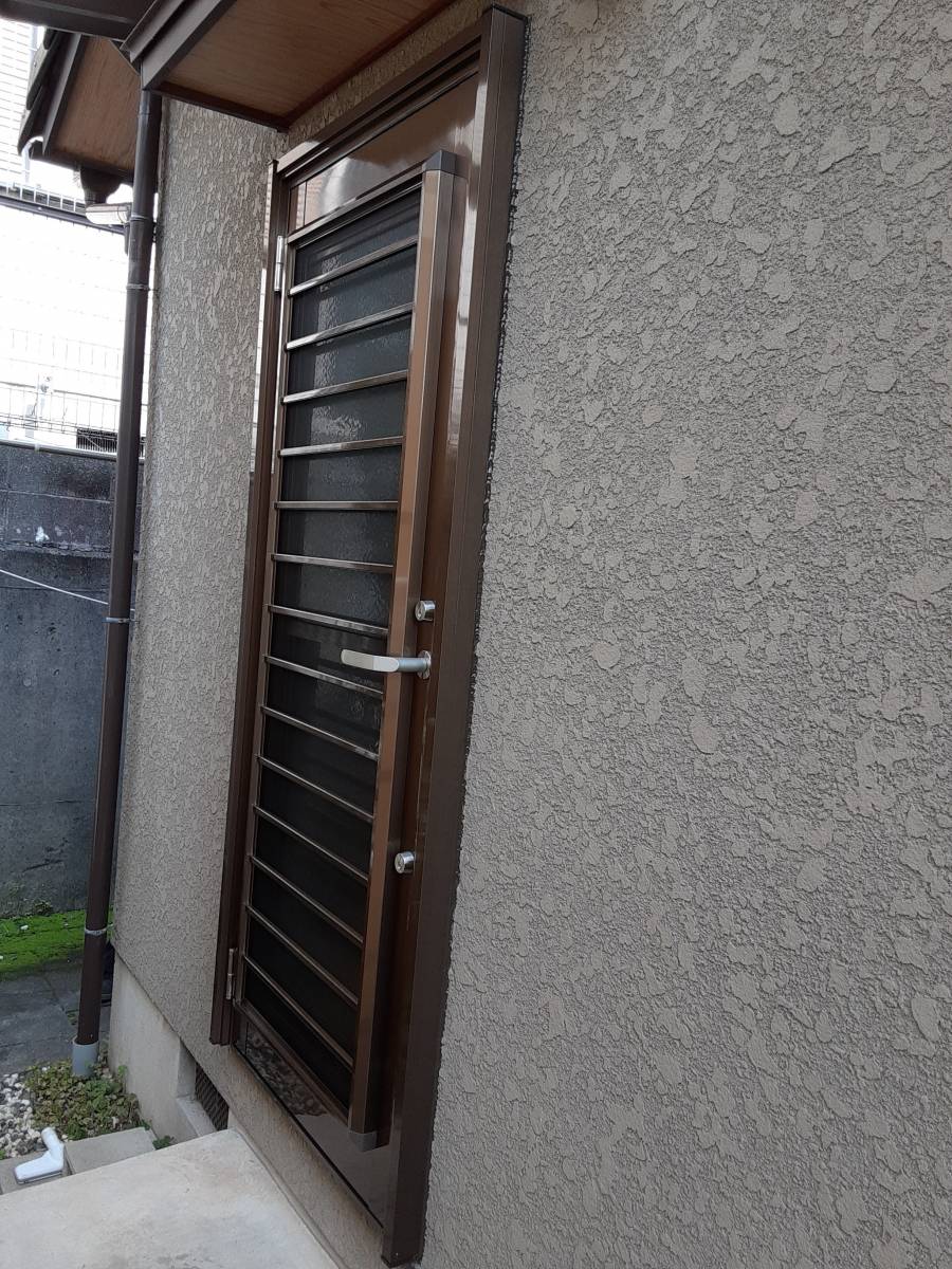 すまい:Reの0148 勝手口ドアの取替工事 和歌山県橋本市岸上の施工後の写真1