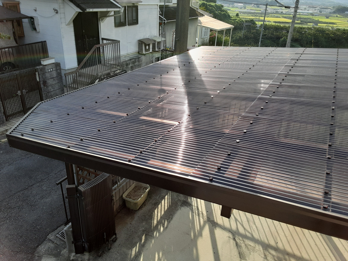 すまい:Reの0164 和歌山県橋本市清水 カーポート波板張替工事の施工後の写真1