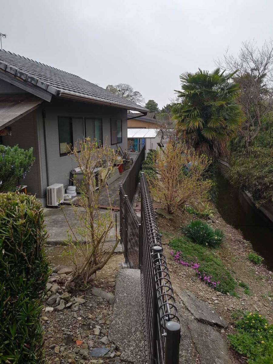 すまい:Reの0036 フェンス工事の施工後の写真1