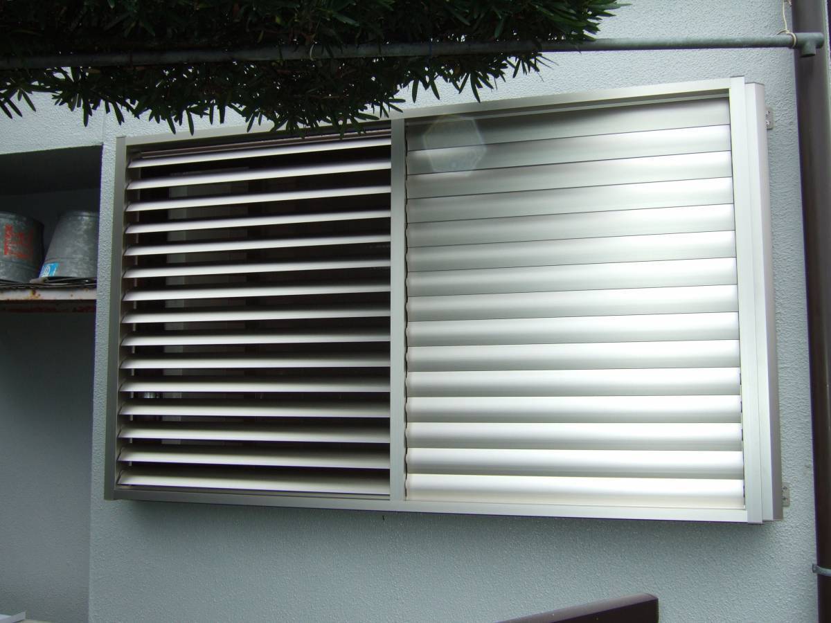 すまい:Reの0040 目隠し面格子の施工後の写真2