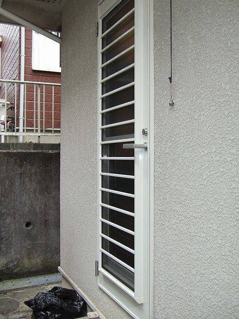 すまい:Reの0081 勝手口ドア交換の施工後の写真1