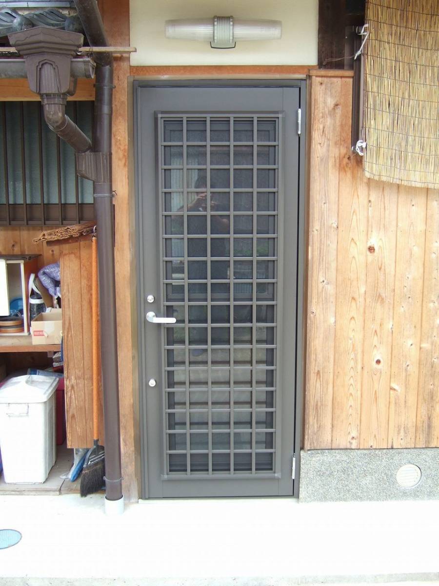 すまい:Reの0088 採風勝手口ドア工事の施工後の写真1