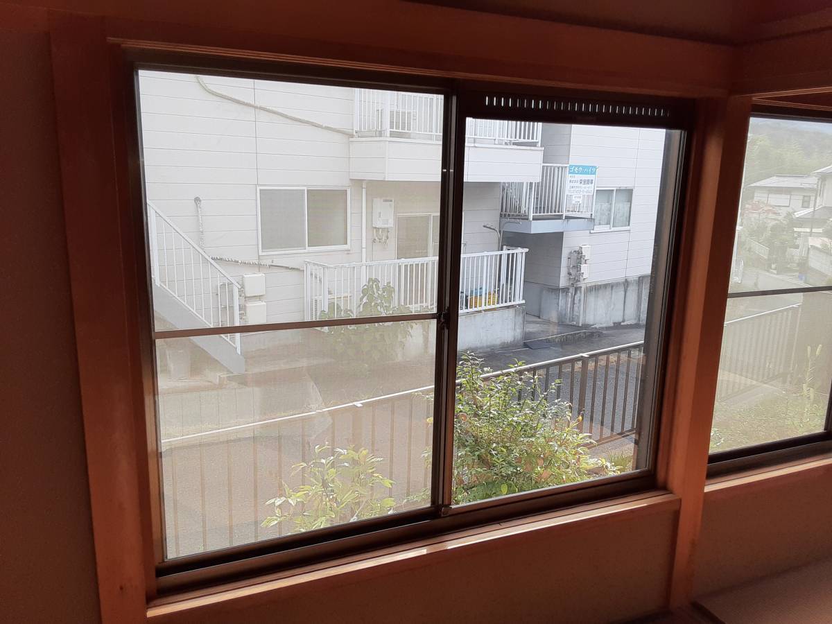 すまい:Reの0094 内窓工事の施工前の写真1