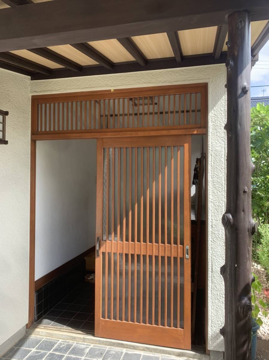 横浜トーヨー住器の玄関引戸も簡単1dayリフォーム~リシェント~の施工前の写真1