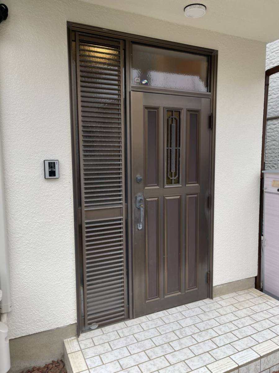 横浜トーヨー住器の「リシェント」でセキュリティ性能アップ!の施工前の写真1