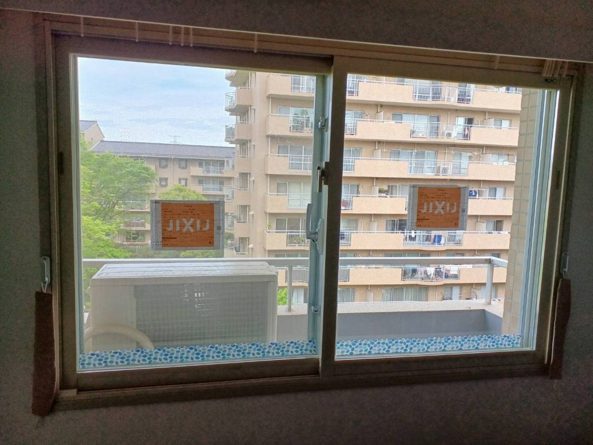 横浜トーヨー住器の二重窓で省エネ対策! インプラス取付工事の施工後の写真2