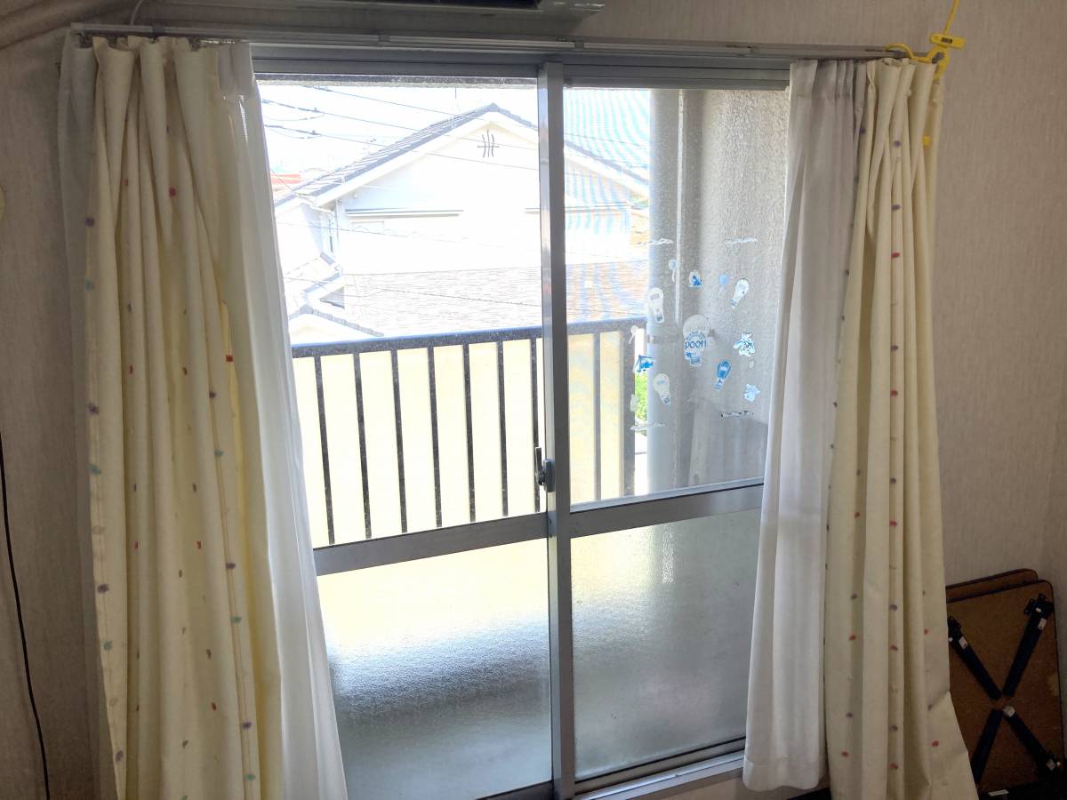 杉山トーヨー住器のインプラス ライトグレー マンションに取付 補助金活用の施工前の写真1