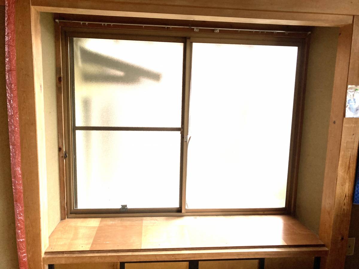 杉山トーヨー住器のインプラス ふかし枠仕様の施工前の写真1