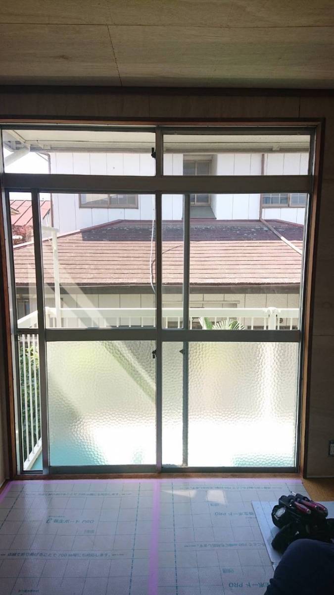 イワセトーヨー住器の桶川市で内窓 インプラスを取付しましたの施工前の写真1