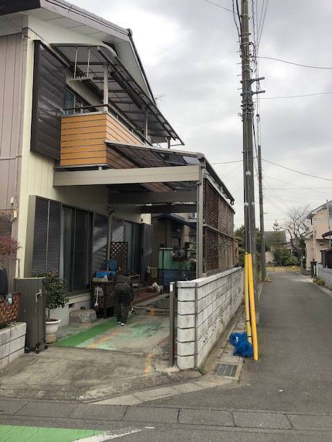 みもとトーヨーの【スピーネ】駐車スペースにテラス屋根増設の施工後の写真2