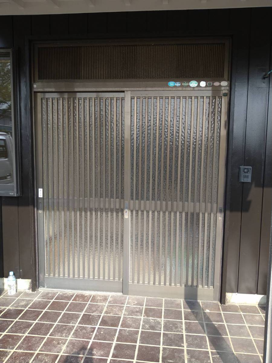 みもとトーヨーの玄関リフォーム【リシェント玄関引戸2】の施工前の写真1