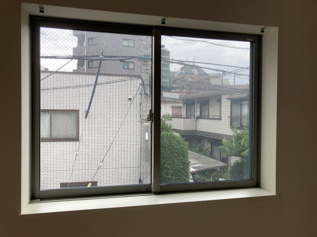 フジテックトーヨー住器のインプラス 内窓工事 住宅省エネ2024キャンペーン工事 補助金の施工前の写真1