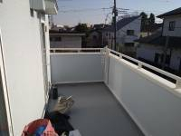 ミネトーヨー住器のベランダアルミ笠木手摺 工事の施工後の写真1