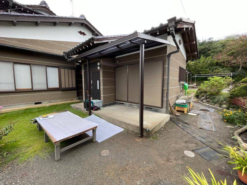 ミネトーヨー住器のウッドデッキ【LIXIL レストステ-ジ】の施工前の写真1