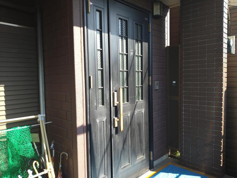 ミネトーヨー住器の【動画有】青梅市 リシェントⅢ玄関ドア施工工事の施工前の写真1