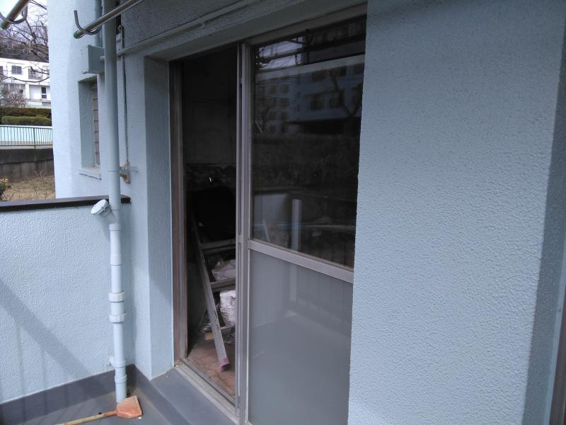 ミネトーヨー住器の【動画有】八王子市　取替窓　リプラス取付工事　[先進的窓リノベ2024窓改修]の施工前の写真1
