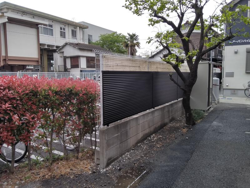 ミネトーヨー住器の【動画有】国立市フェンスAB YL1型交換工事の施工後の写真1