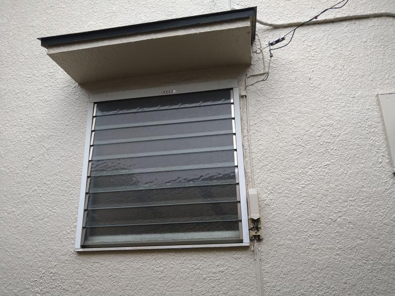 ミネトーヨー住器の【動画有】八王子市 カバー工法取替窓 リプラスブリッジ枠 施工工事の施工前の写真1