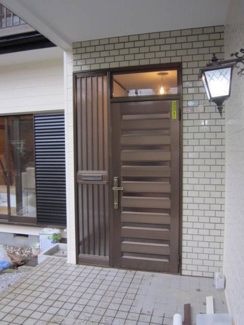 大森建窓トーヨー住器の🔷🔶【埼玉県所沢市】リシェント玄関ドア3 施工-9🔶🔷の施工前の写真1