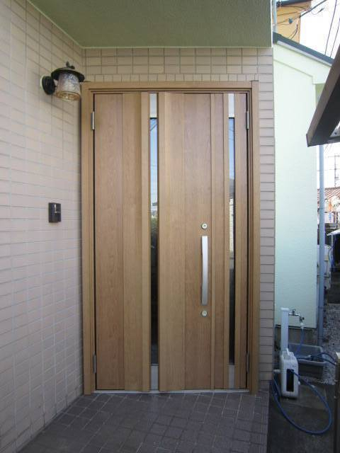 大森建窓トーヨー住器の🔷🔶【埼玉県所沢市】リシェント玄関ドア3 施工-11🔶🔷の施工後の写真1