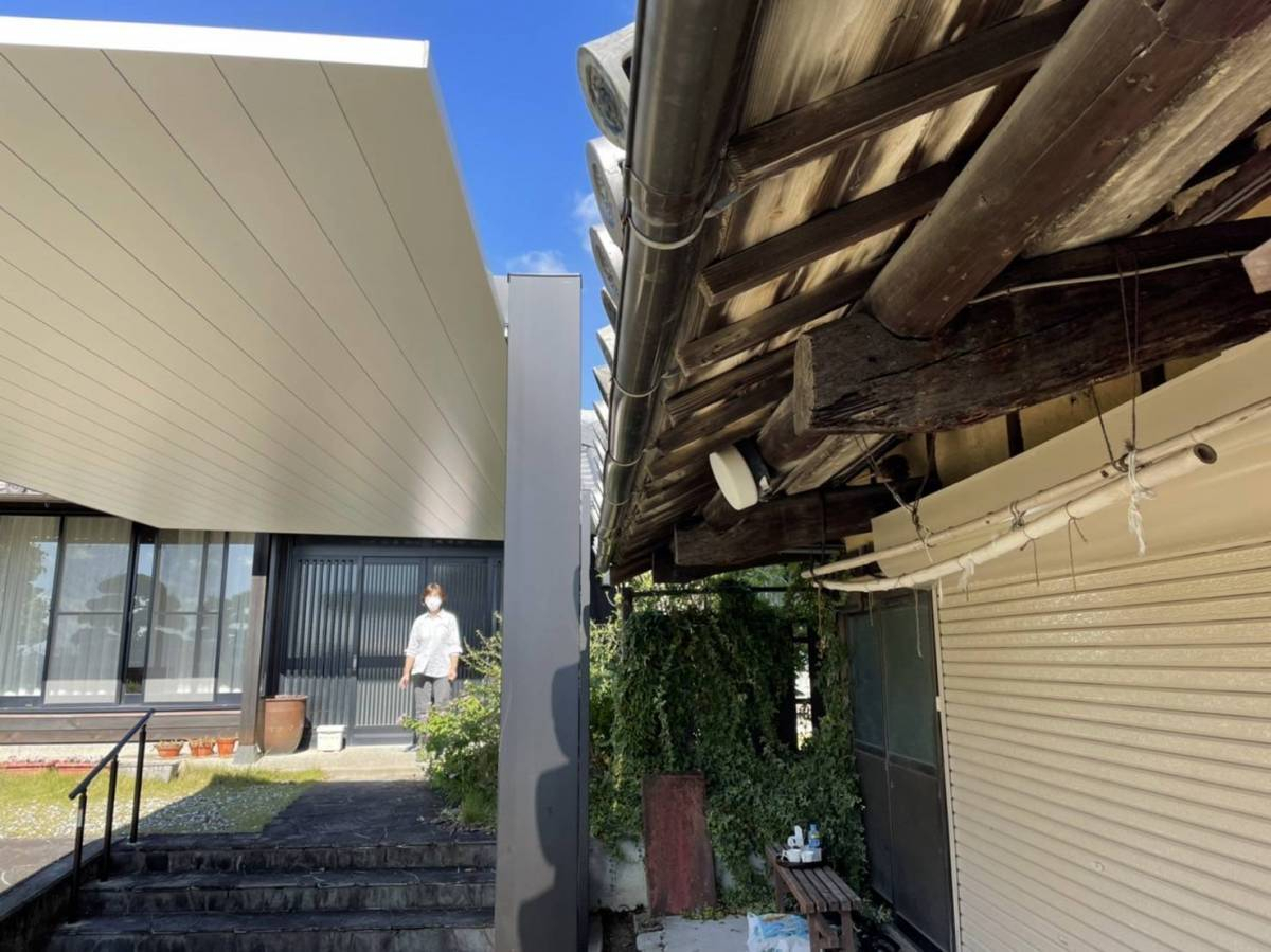 花光リフォームのカーポート工事 御坊市の施工前の写真2
