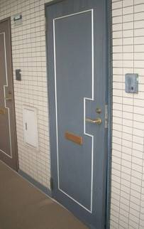 県南サッシトーヨー住器のマンションドア 取替工事の施工前の写真1
