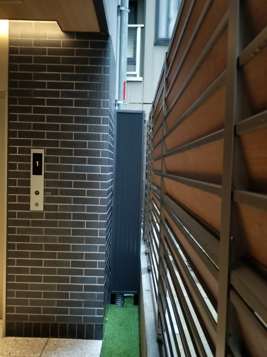 MADOORの【渋谷区】気になる視線も目隠しでお悩み解消!(間仕切り)の施工後の写真2