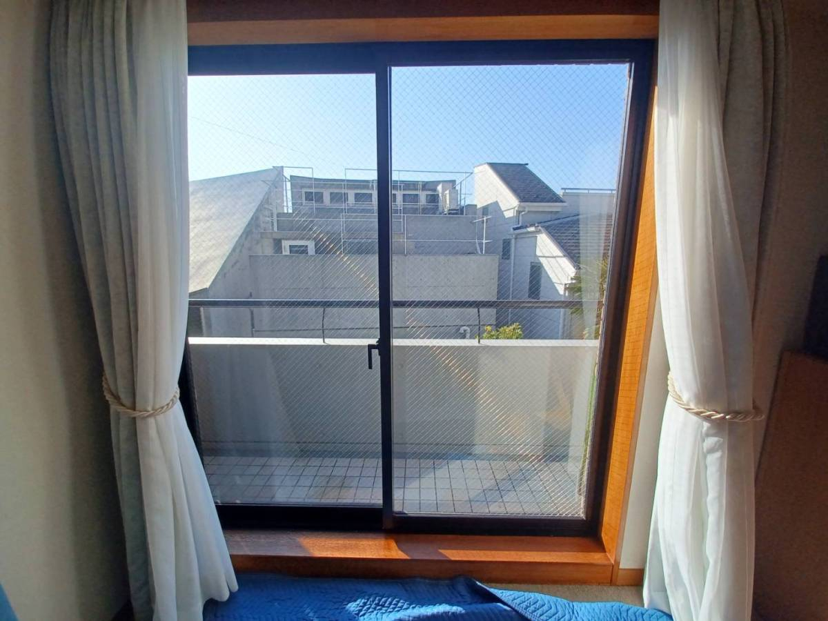 城南ケンソーのインプラス(内窓)設置工事 ・・・ 冬はあったか、夏はさわやかの施工前の写真1