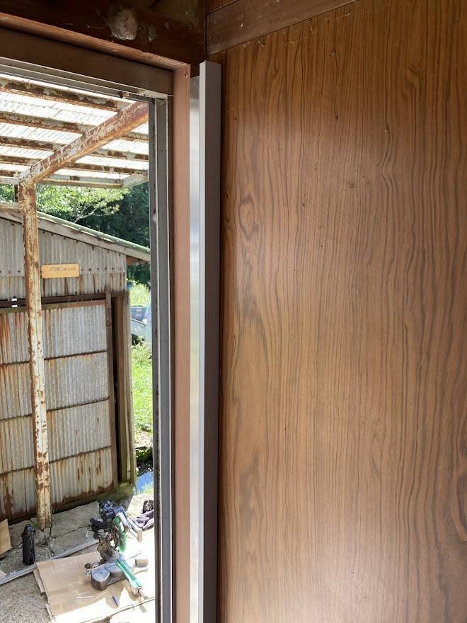 NCCトーヨー住器 諏訪店の猫ちゃんも大満足な内窓工事をしました!の施工後の写真2