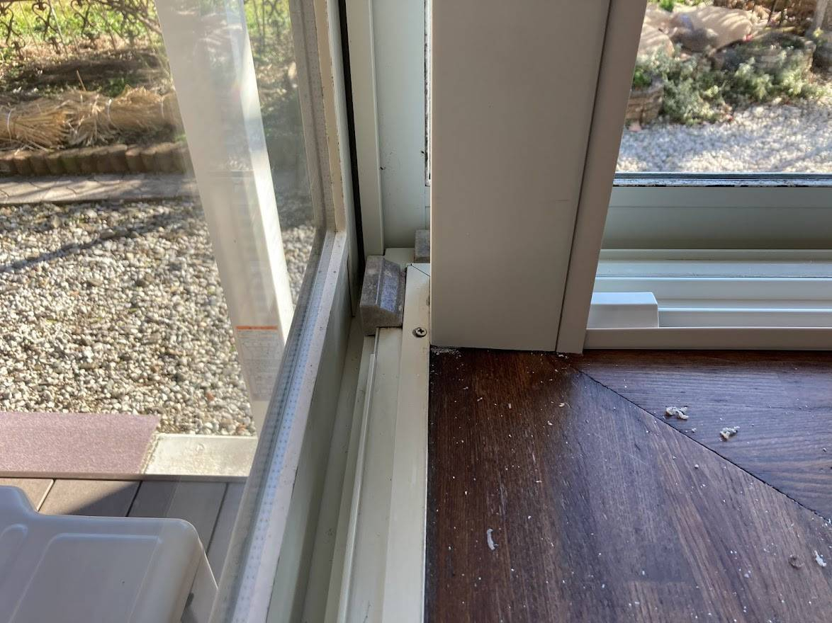 NCCトーヨー住器 諏訪店のL型のコーナーサッシに内窓を取り付けましたの施工後の写真2