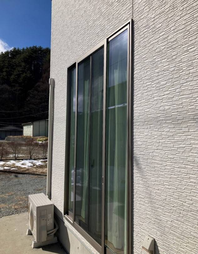 NCCトーヨー住器 諏訪店の外からの視線や日差しをカット。スタイルシェードで快適に。(茅野市)の施工前の写真2