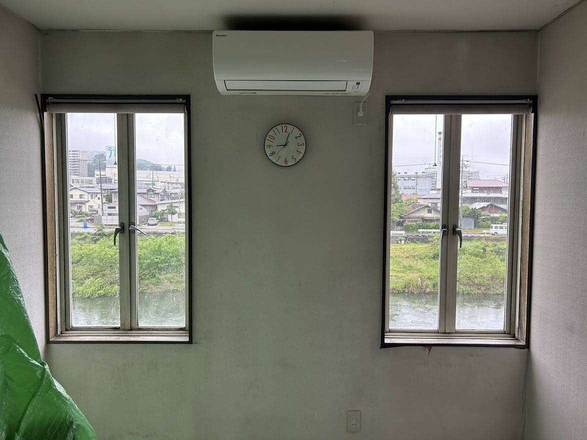 NCCトーヨー住器 諏訪店の2Fの窓の交換も行ってます!の施工前の写真1