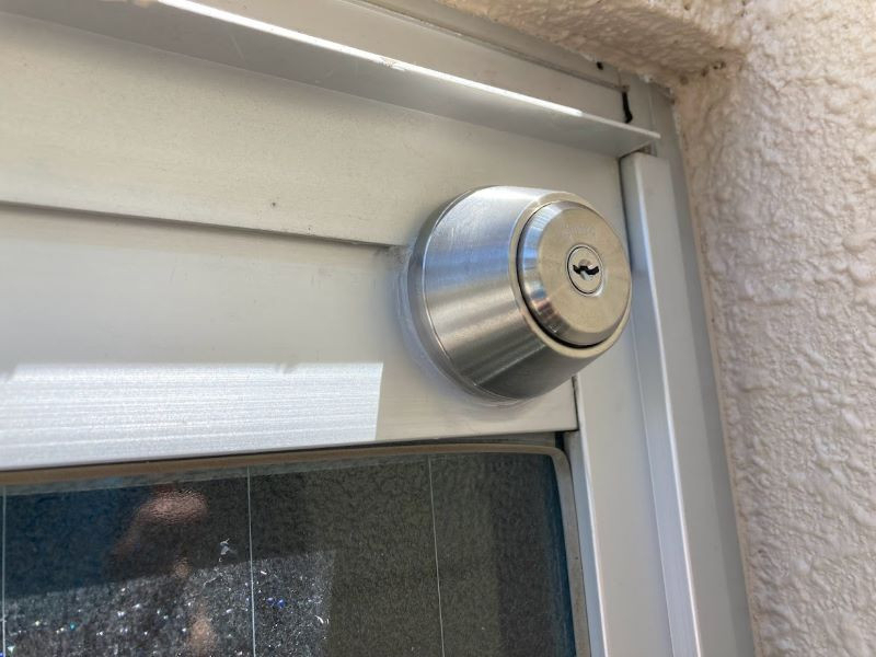 NCCトーヨー住器 諏訪店の鍵を2つ付けて超防犯対策!の施工後の写真1