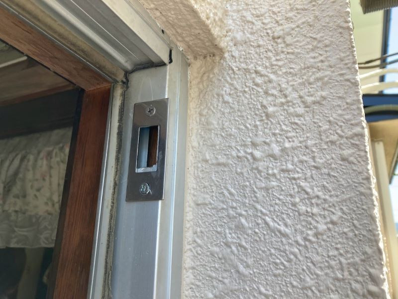 NCCトーヨー住器 諏訪店の鍵を2つ付けて超防犯対策!の施工前の写真1