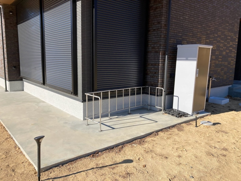 NCCトーヨー住器 諏訪店の大きなデッキでくつろげる空間に!【コンクリート土間仕様】の施工前の写真3