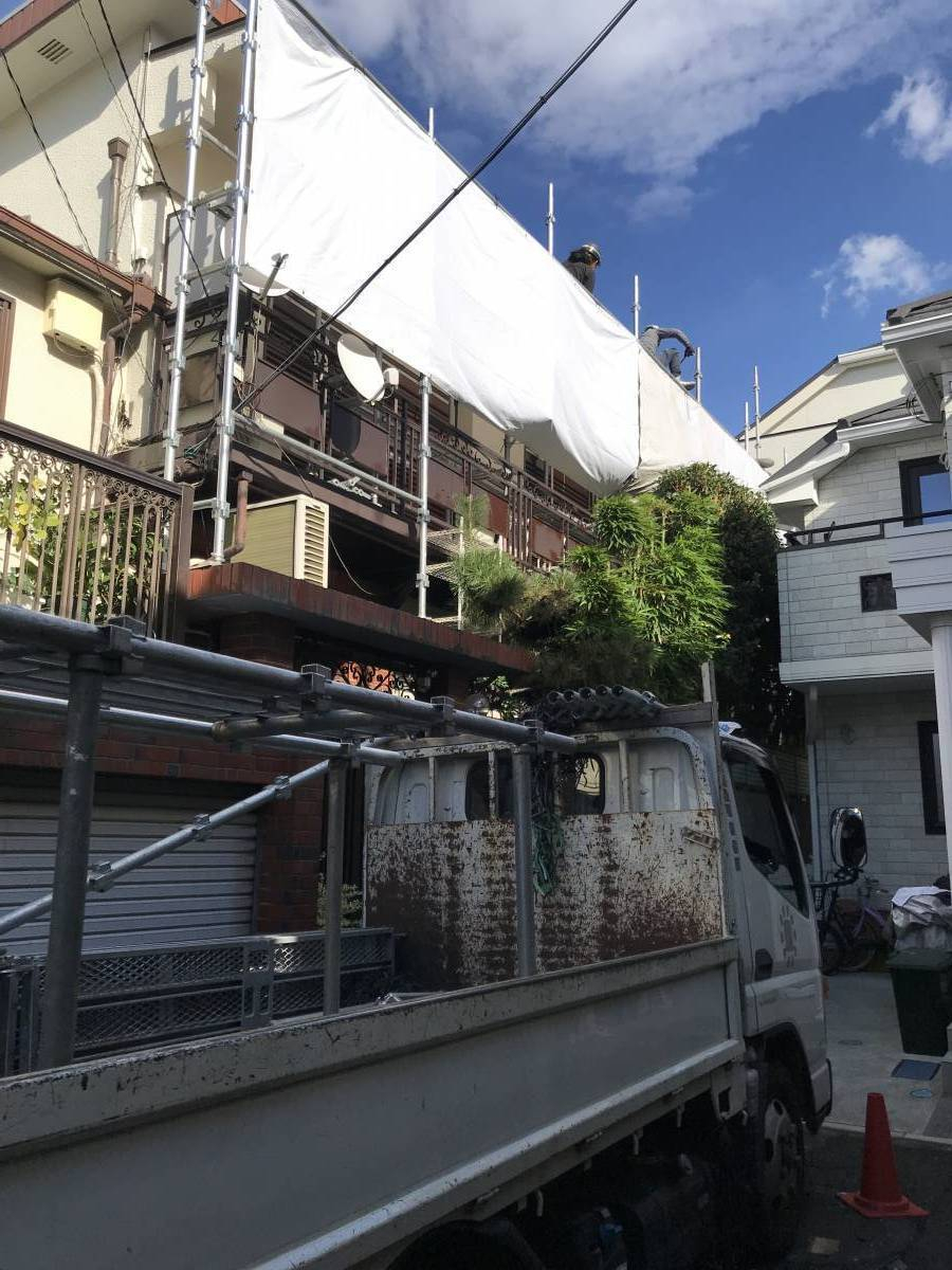 かとうがらすてん 大森山王の軒が傷んでおり、撤去致しました。軒の代わりにスピーネ取付。の施工前の写真3
