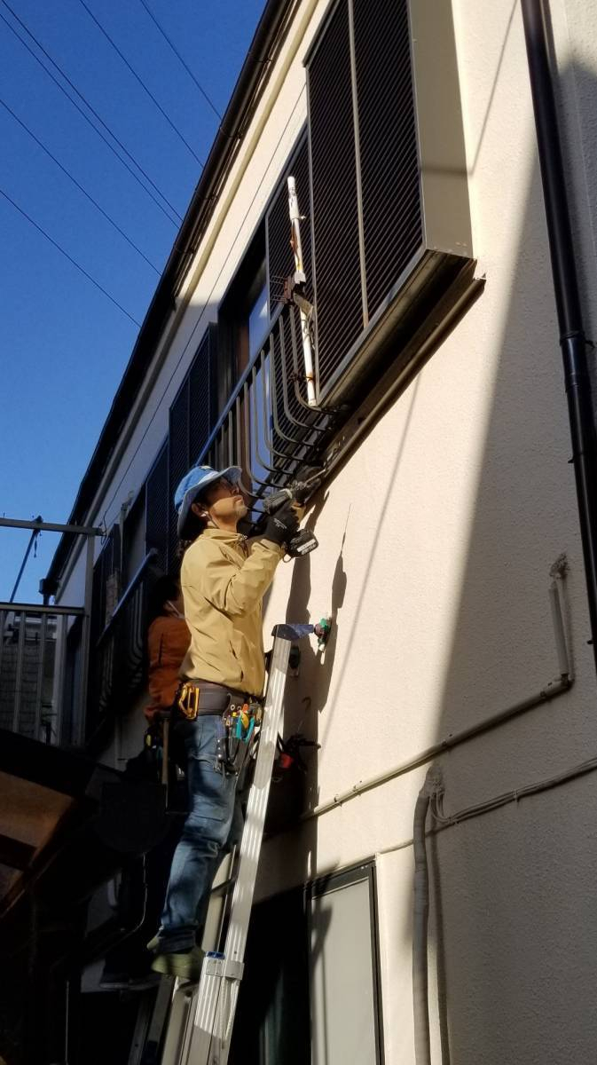 かとうがらすてん 大森山王のバルコニーお取り付けの施工前の写真1