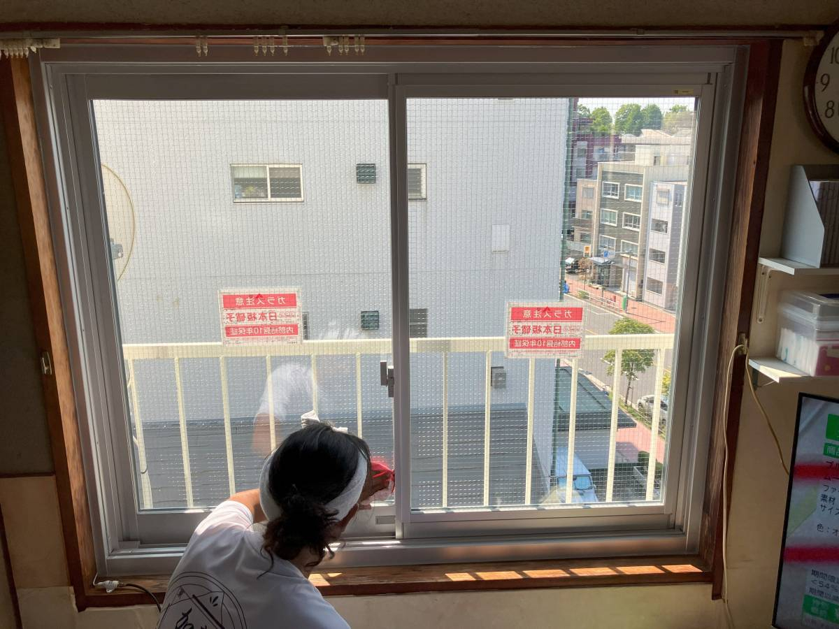 かとうがらすてん 大森山王の【東京大田区】マンションのサッシカバー工事ですの施工後の写真1