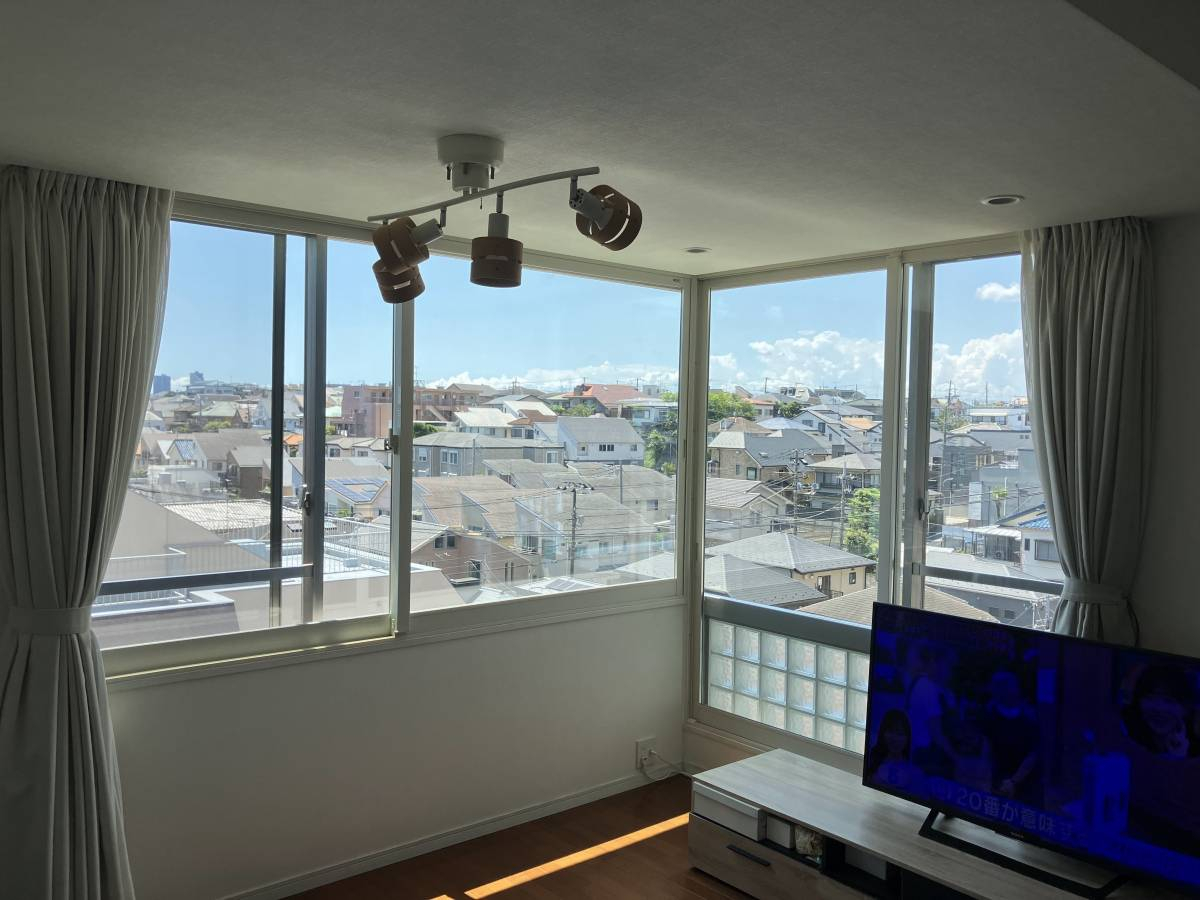 かとうがらすてん 大森山王の【東京都 大田区】眺望の良いマンションの窓へ内窓設置の施工後の写真1