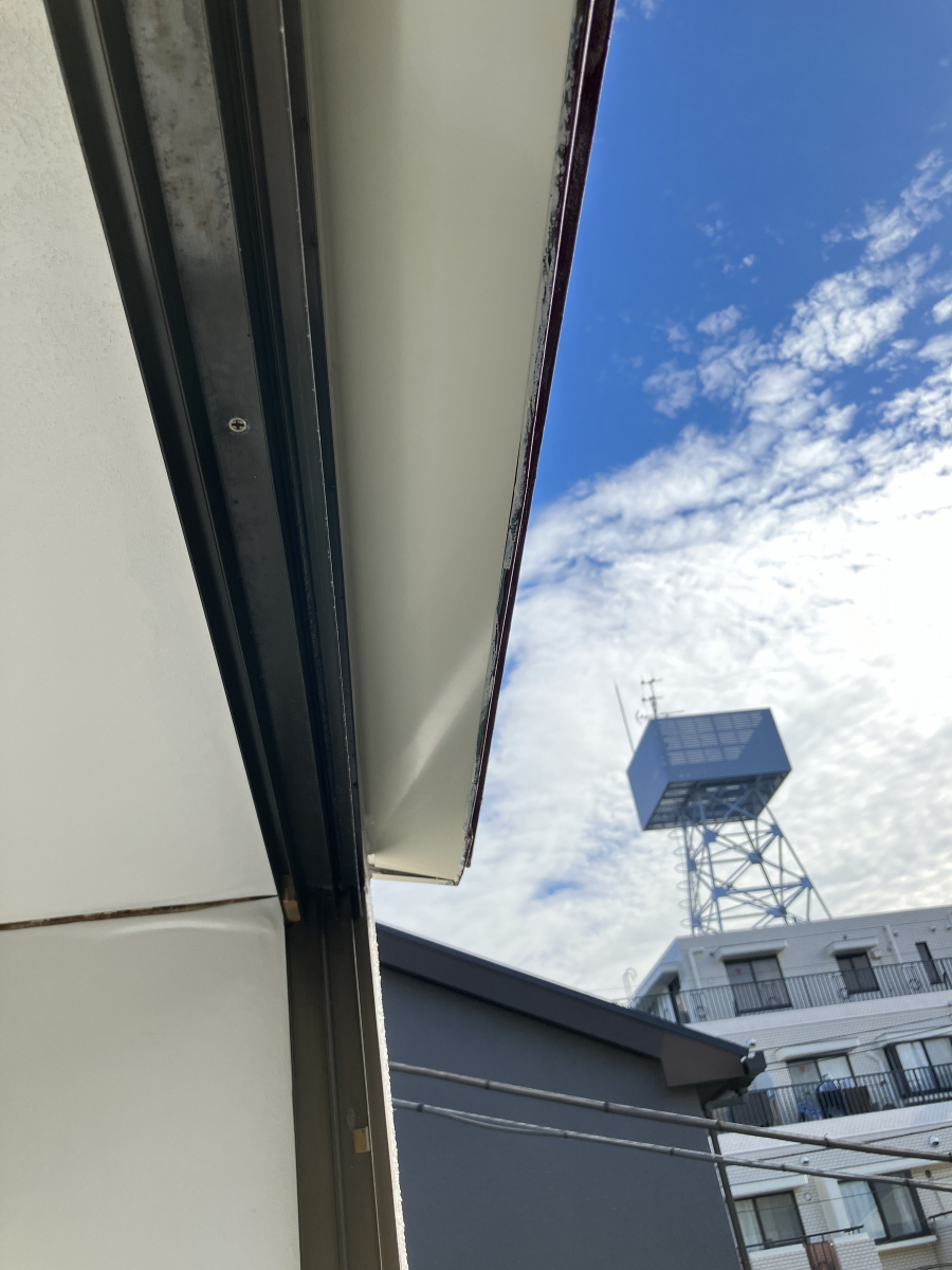 かとうがらすてん 大森山王の庇(軒)の軒裏を補修しましたの施工後の写真1