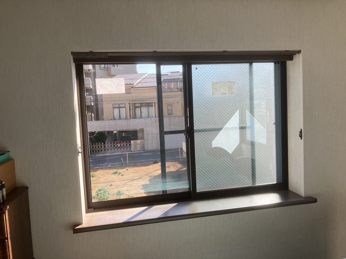 かとうがらすてん 大森山王のスペーシアクール(真空ガラス)入りインプラス(内窓)のお取付けの施工後の写真1