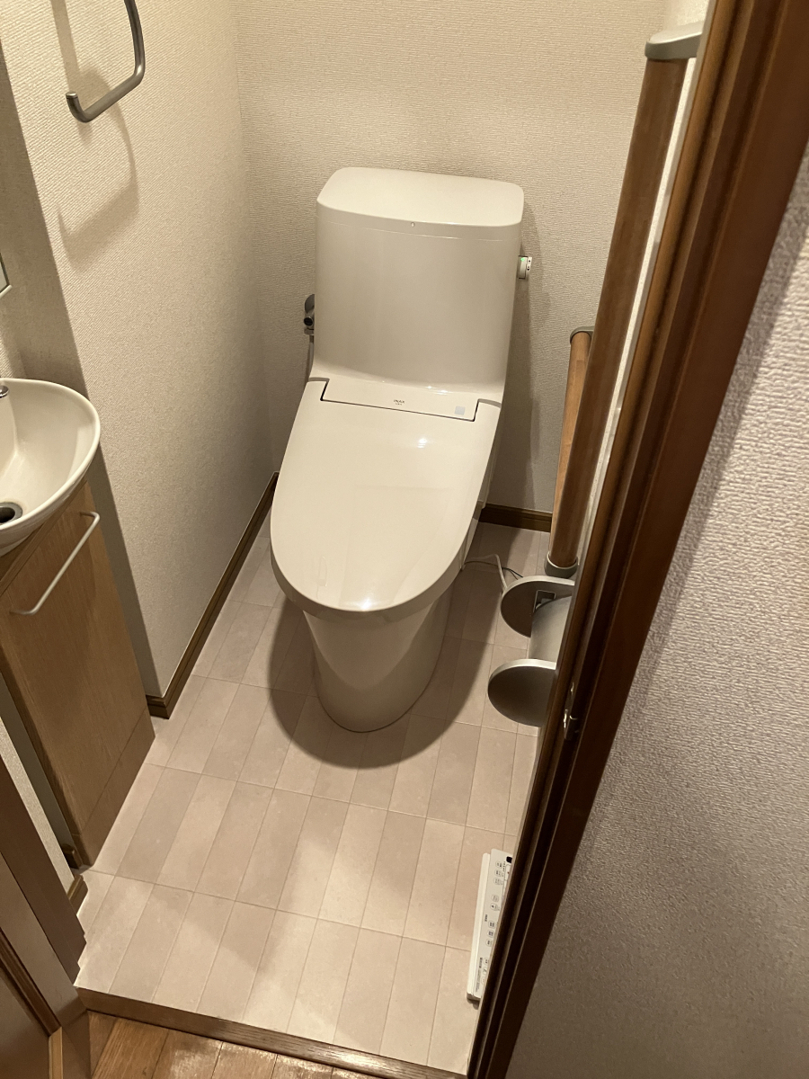 かとうがらすてん 大森山王のトイレ交換+α 【東京都品川区】の施工後の写真1