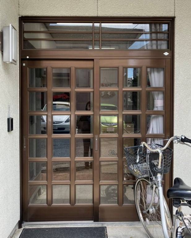ネットアスの店舗入り口を断熱土間引戸へ交換!の施工前の写真1