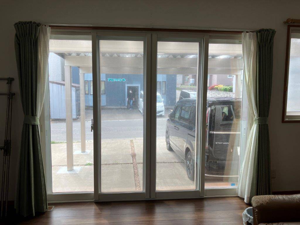 三幸トーヨー住器の内窓取付て国から50%の補助をしてもらおー!(笑)の施工後の写真1