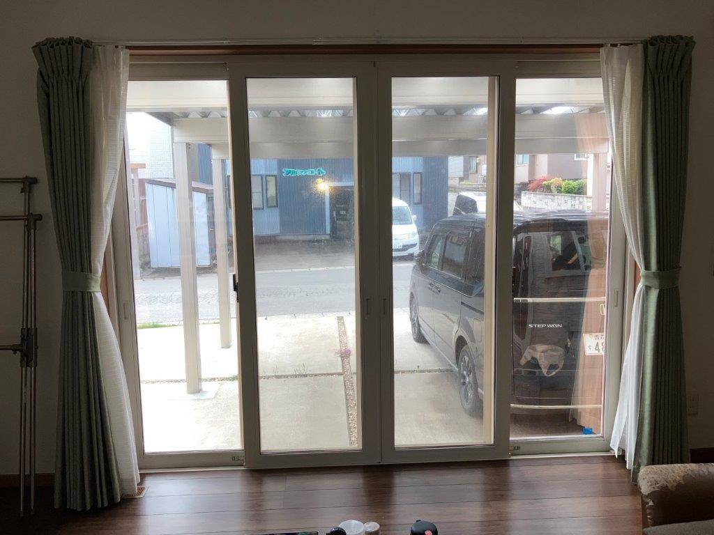 三幸トーヨー住器の内窓取付て国から50%の補助をしてもらおー!(笑)の施工前の写真1